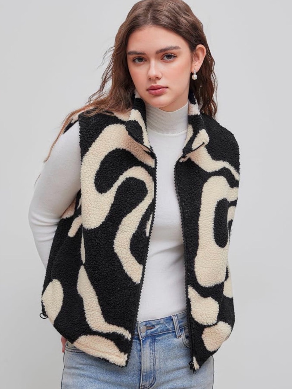 Oversized Geometric Fleece Vest